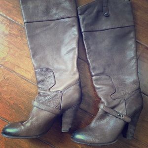 Knee high brown leather boots SZ 10